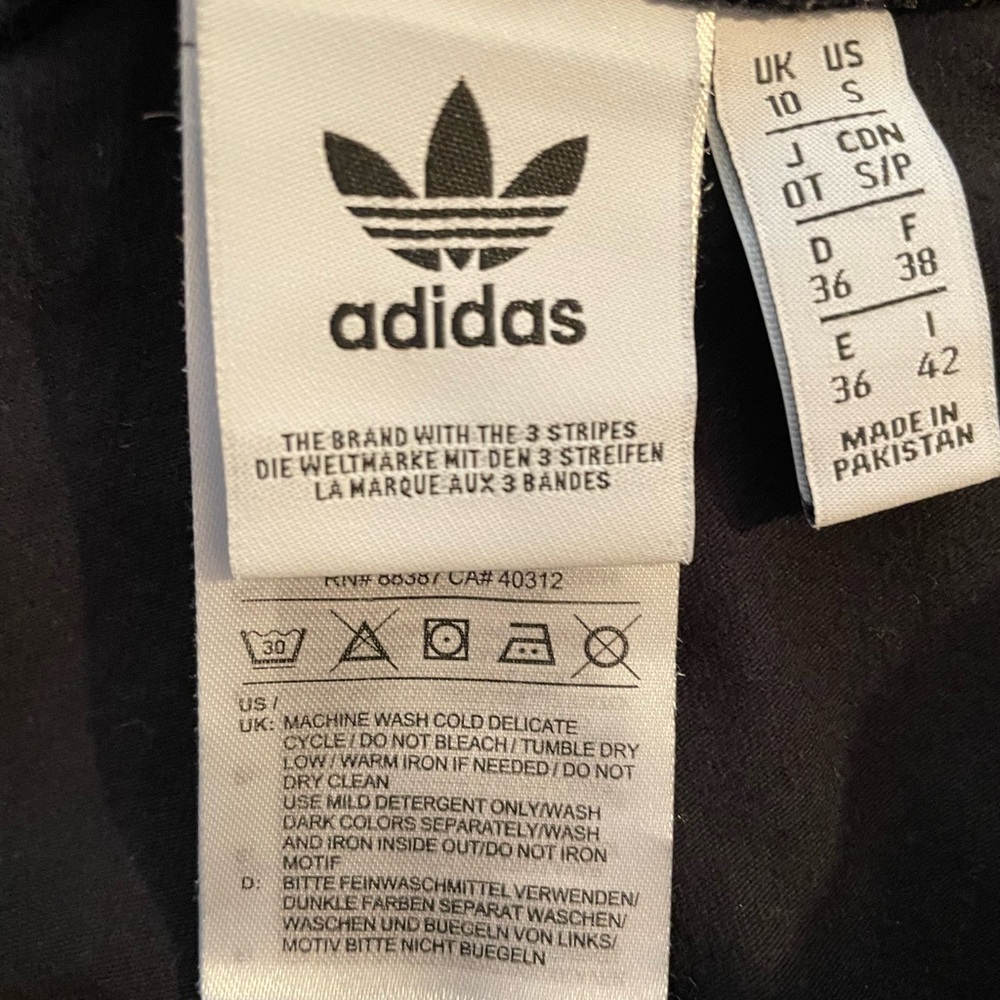 Adidas Black Leggings MUST GO - Picture 4 of 4